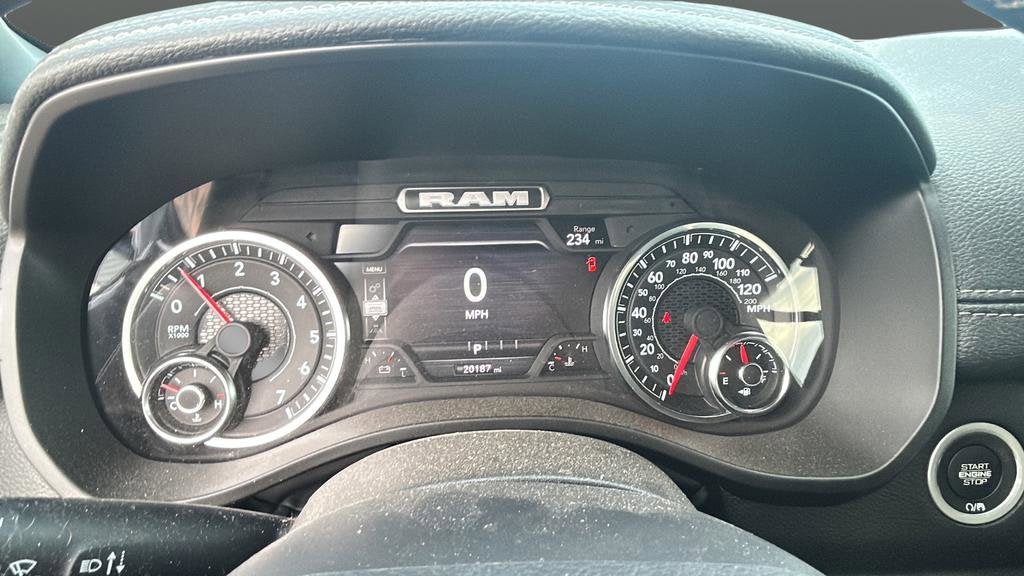 2025 RAM 1500 Laramie Crew Cab 4x4 5'7" Box