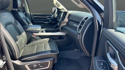 2022 RAM 1500 Laramie Crew Cab 4x4 6'4" Box