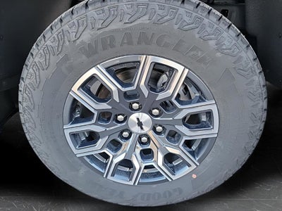 2025 Chevrolet Colorado Z71