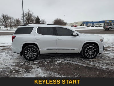 2023 GMC Acadia Denali