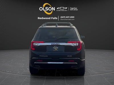 2022 GMC Acadia Denali
