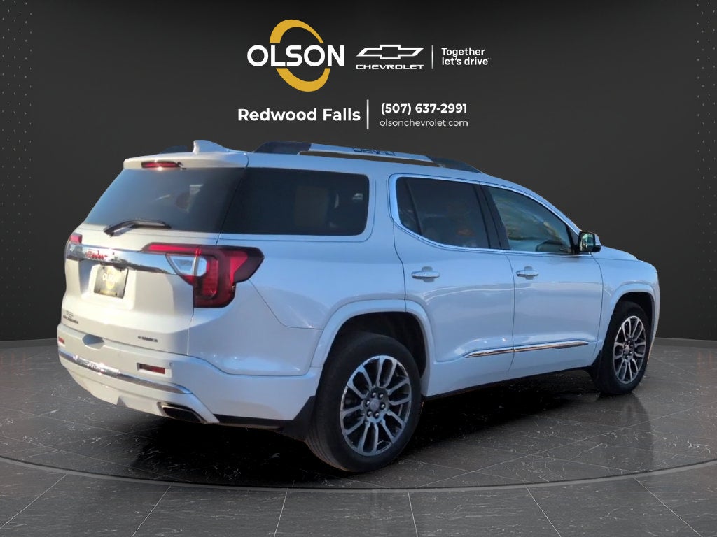 2022 GMC Acadia Denali