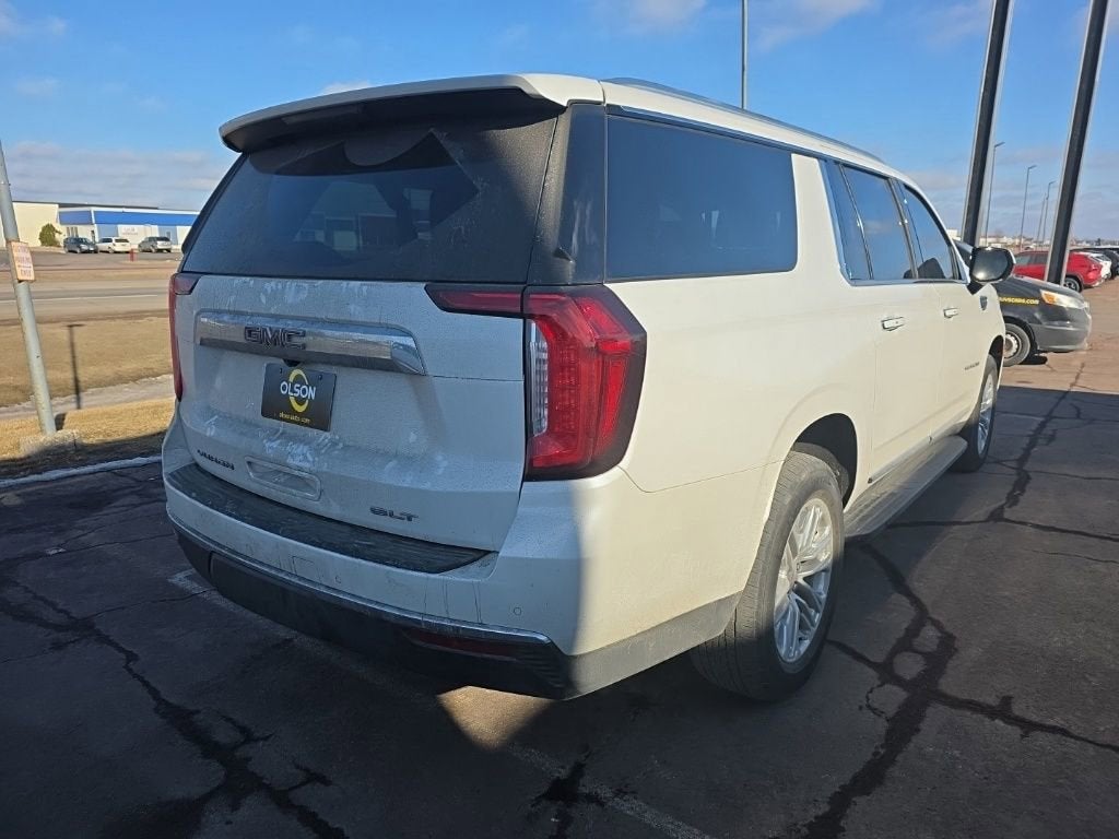 2023 GMC Yukon XL SLT