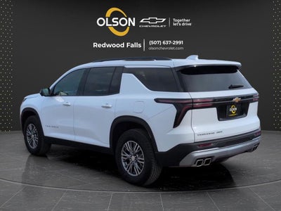 2025 Chevrolet Traverse LT