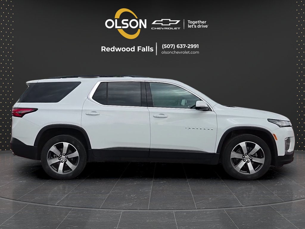 2023 Chevrolet Traverse LT Leather