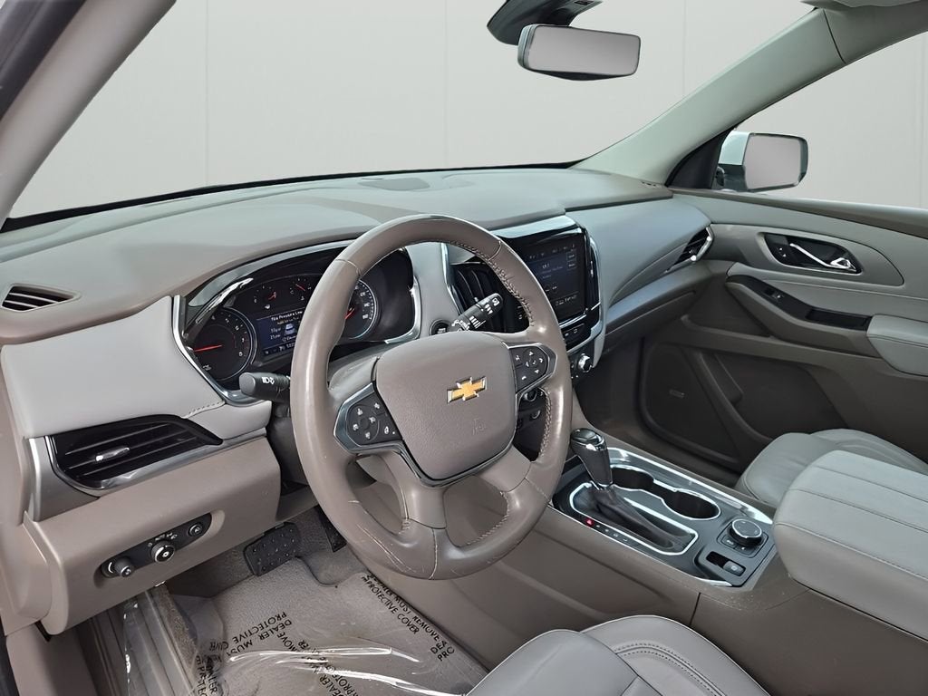 2020 Chevrolet Traverse LT Leather