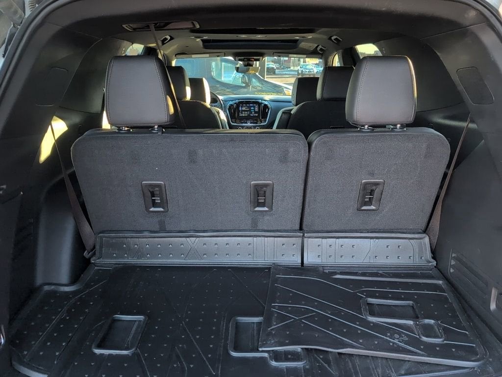 2023 Chevrolet Traverse High Country