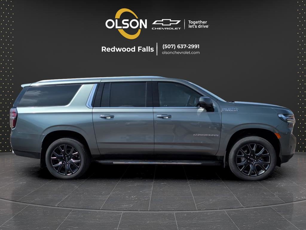 2023 Chevrolet Suburban High Country