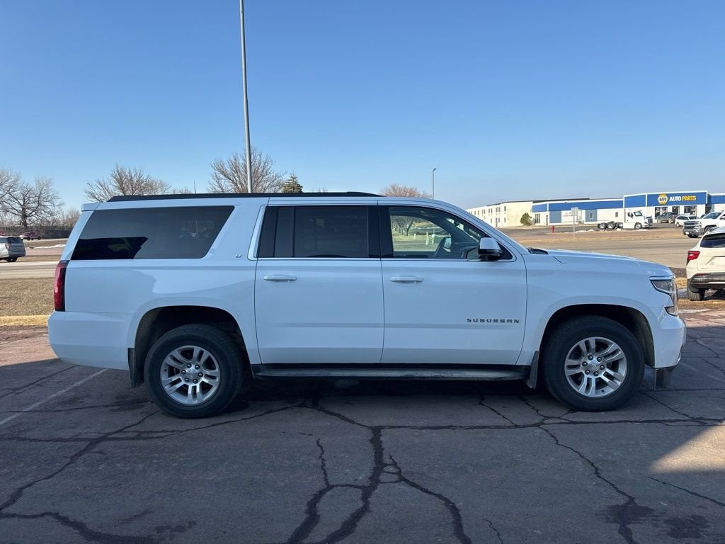 2017 Chevrolet Suburban LT