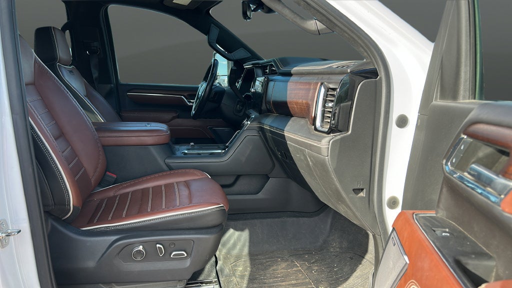 2024 GMC Sierra 3500 HD Denali Ultimate