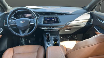 2023 Cadillac XT4 AWD Premium Luxury