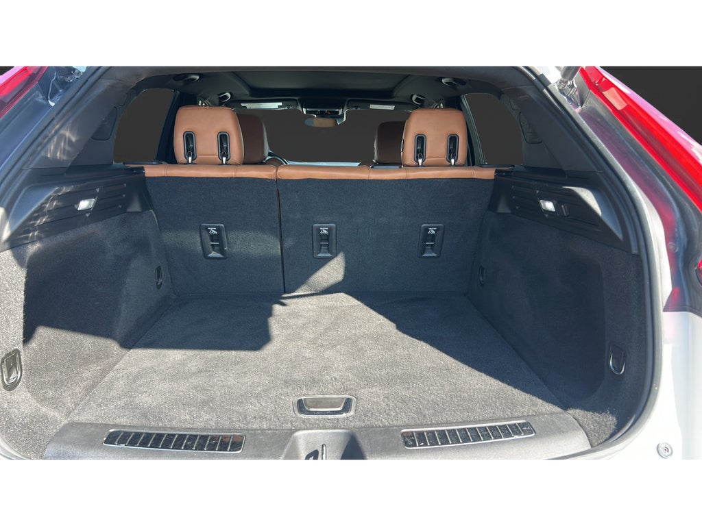 2023 Cadillac XT4 AWD Premium Luxury