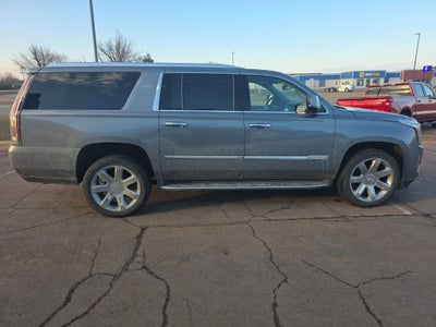 2020 Cadillac Escalade ESV Luxury