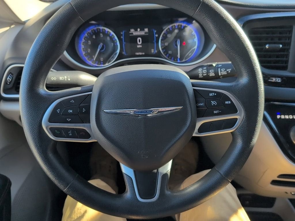 2017 Chrysler Pacifica LX