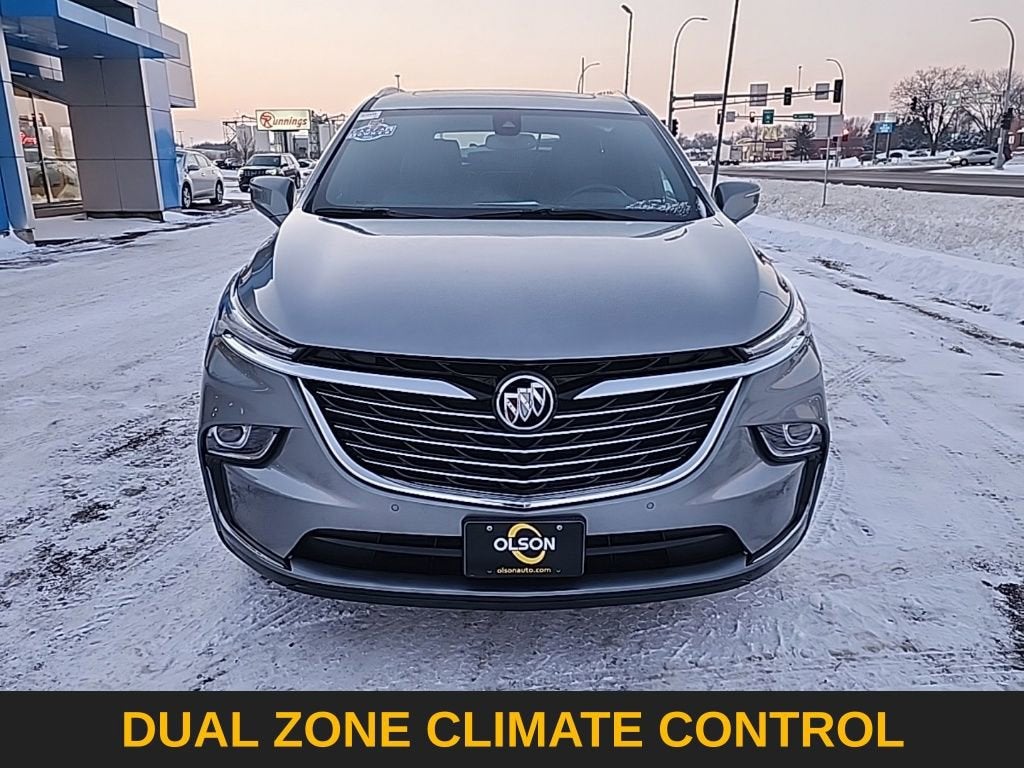 2023 Buick Enclave Essence