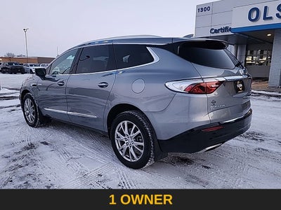 2023 Buick Enclave Essence