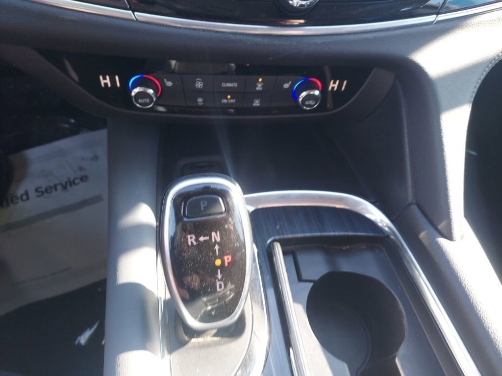 2021 Buick Enclave Essence