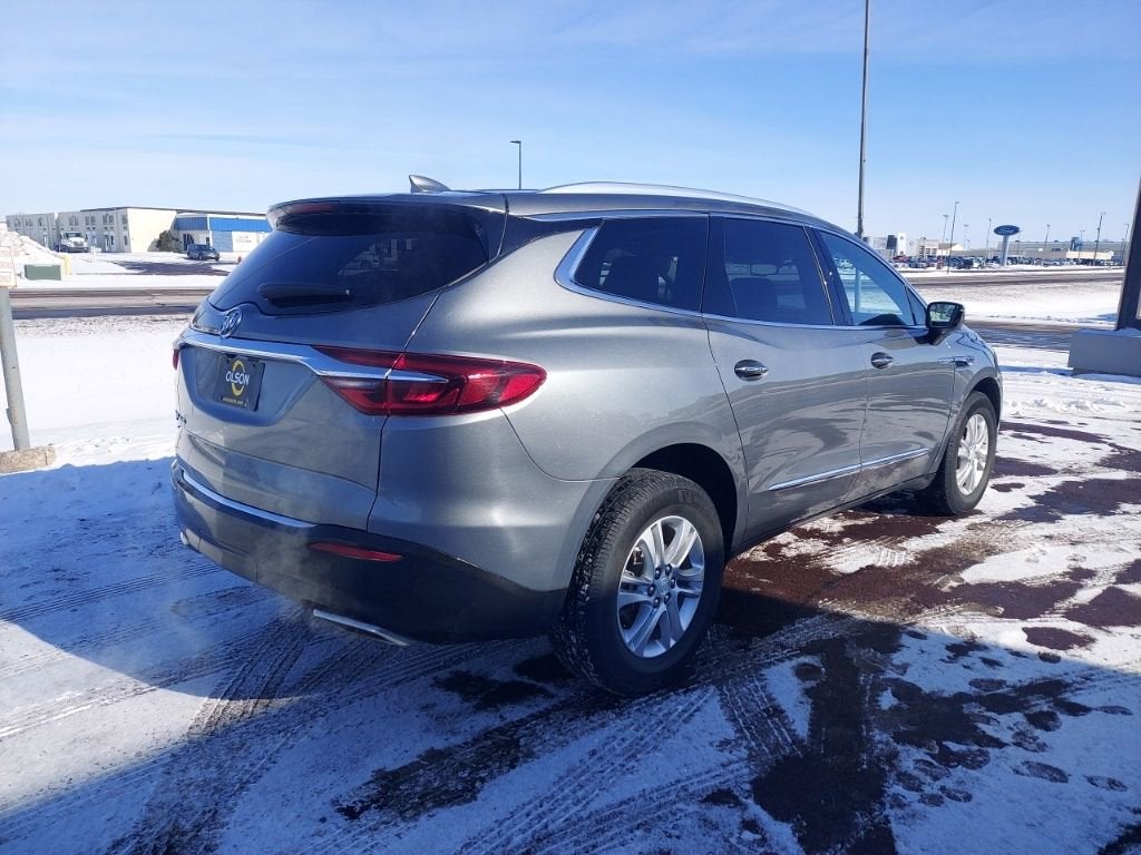 2021 Buick Enclave Essence