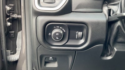 2023 RAM 1500 Big Horn Crew Cab 4x4 5'7" Box