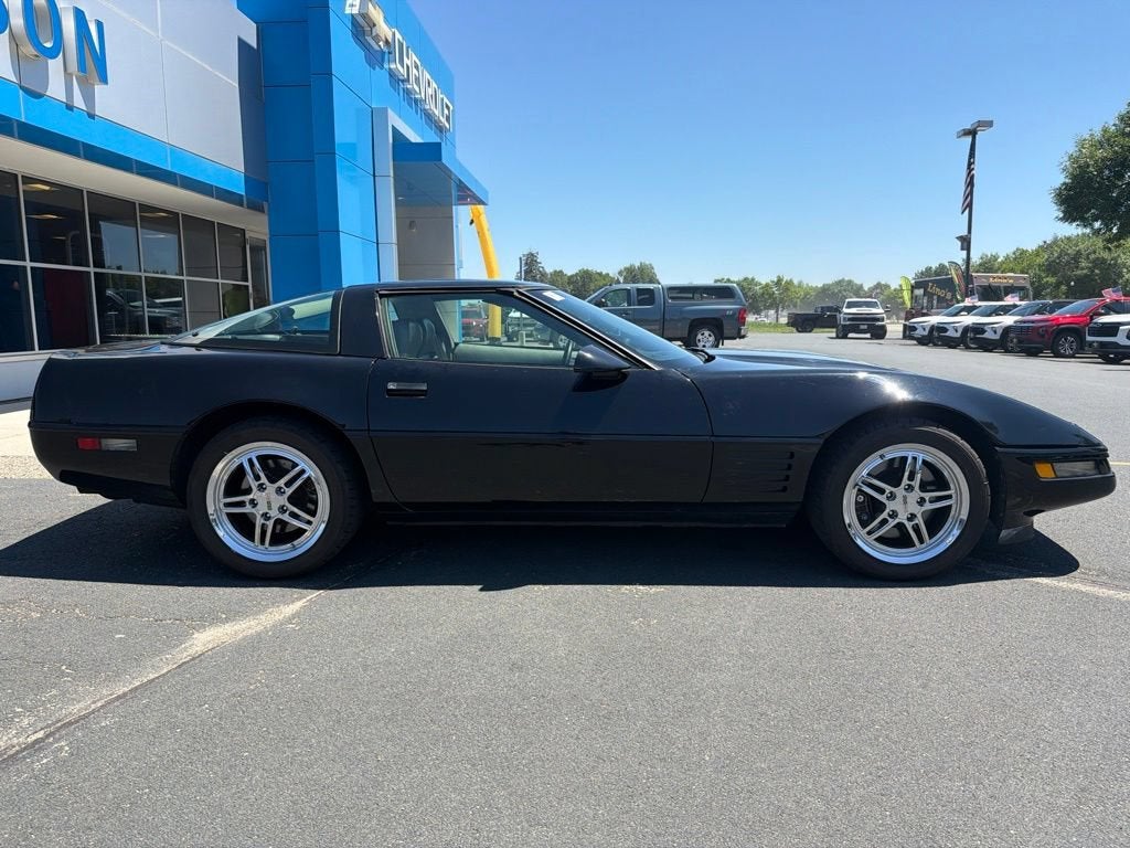 1993 Chevrolet Corvette 2dr Coupe Hatchback