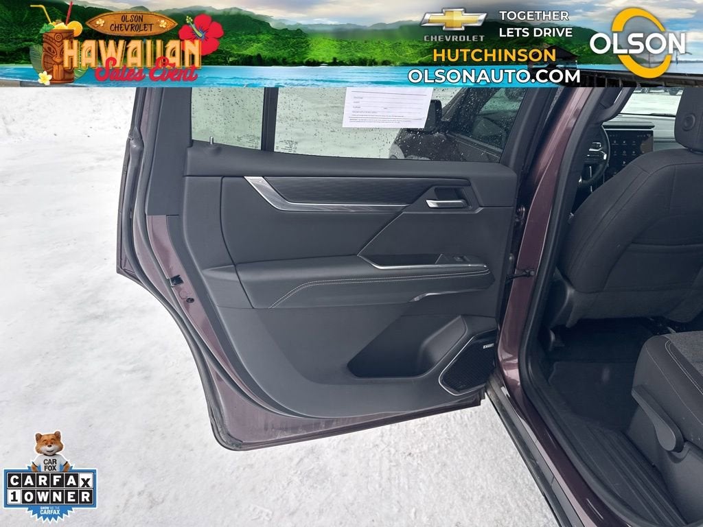 2025 GMC Acadia Elevation