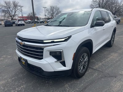 2025 Chevrolet Traverse LT