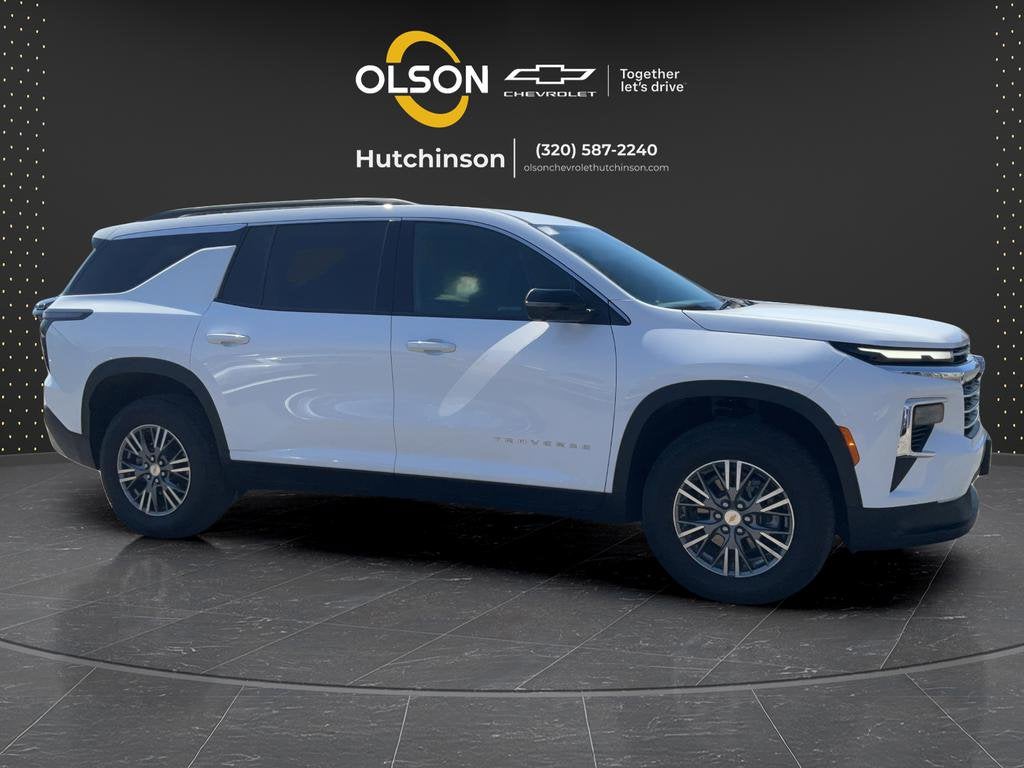 2025 Chevrolet Traverse LT