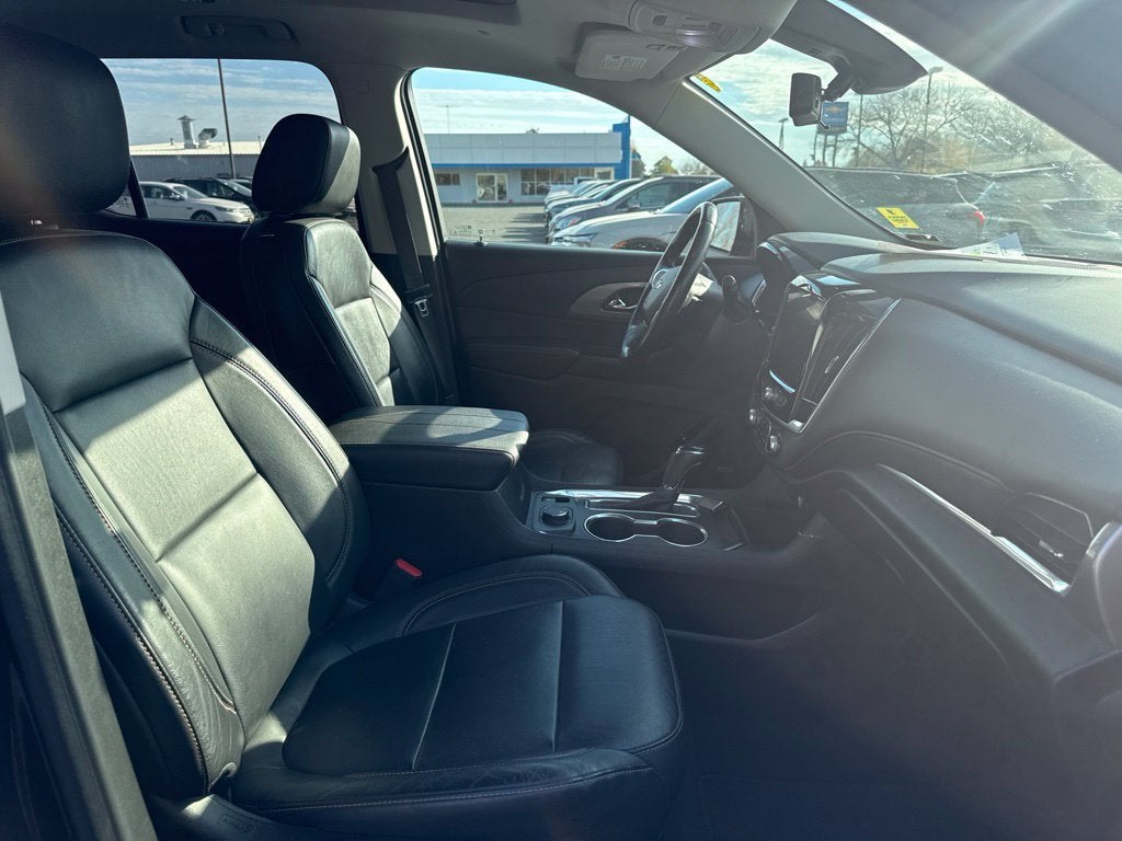 2020 Chevrolet Traverse LT Leather