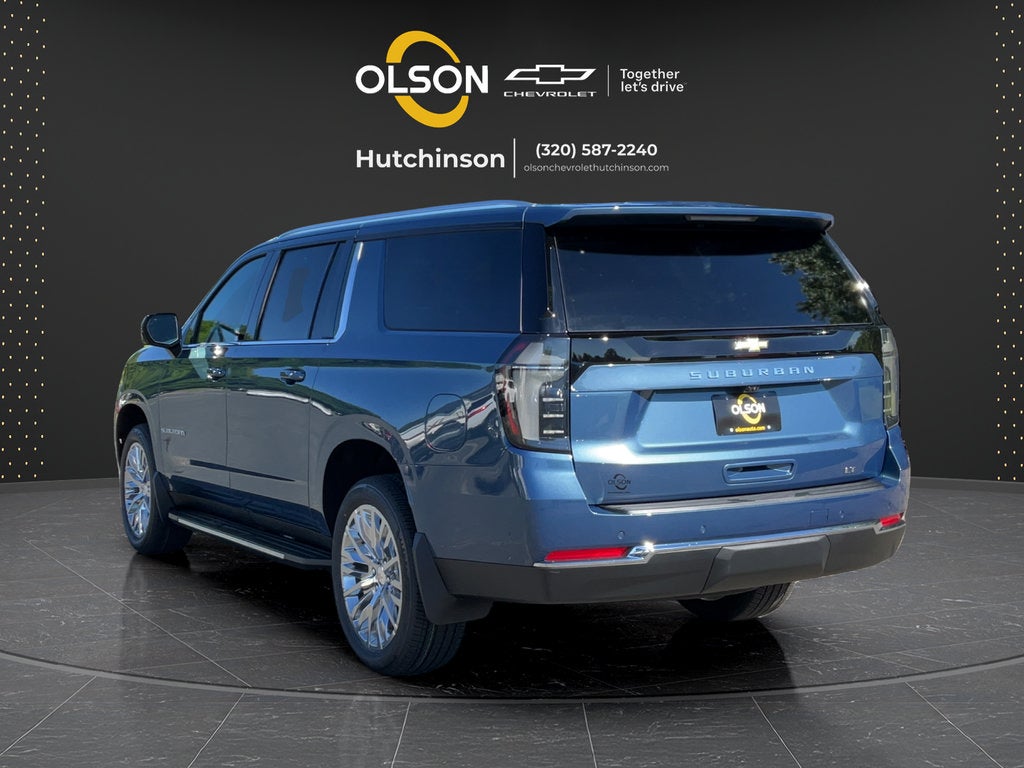 2026 Chevrolet Suburban LT