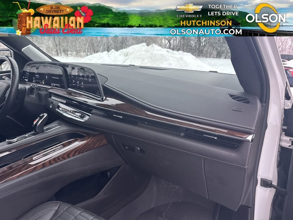 2022 Cadillac Escalade ESV Premium Luxury Platinum