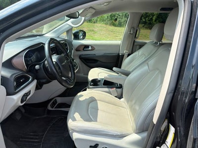 2019 Chrysler Pacifica Touring L Plus