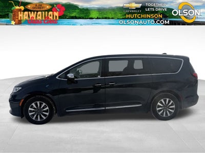 2023 Chrysler Pacifica Hybrid Limited