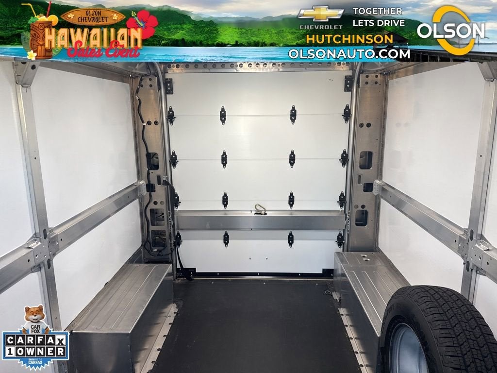 2024 BrightDrop Zevo 400 EJY