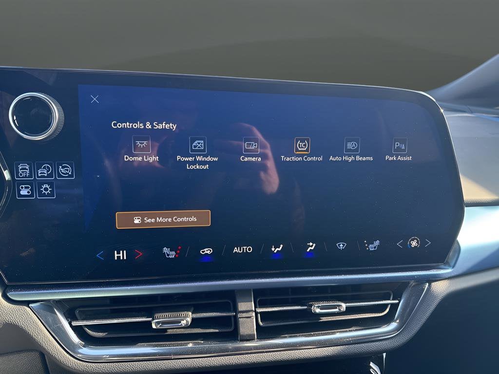 2025 Chevrolet Equinox EV LT