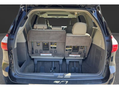 2017 Toyota Sienna XLE 7 Passenger