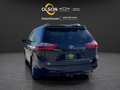 2017 Toyota Sienna XLE 7 Passenger