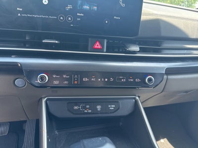 2025 Kia Carnival LXS