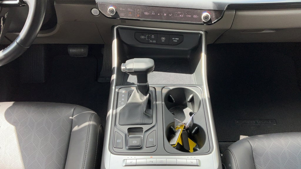 2025 Kia Carnival LXS